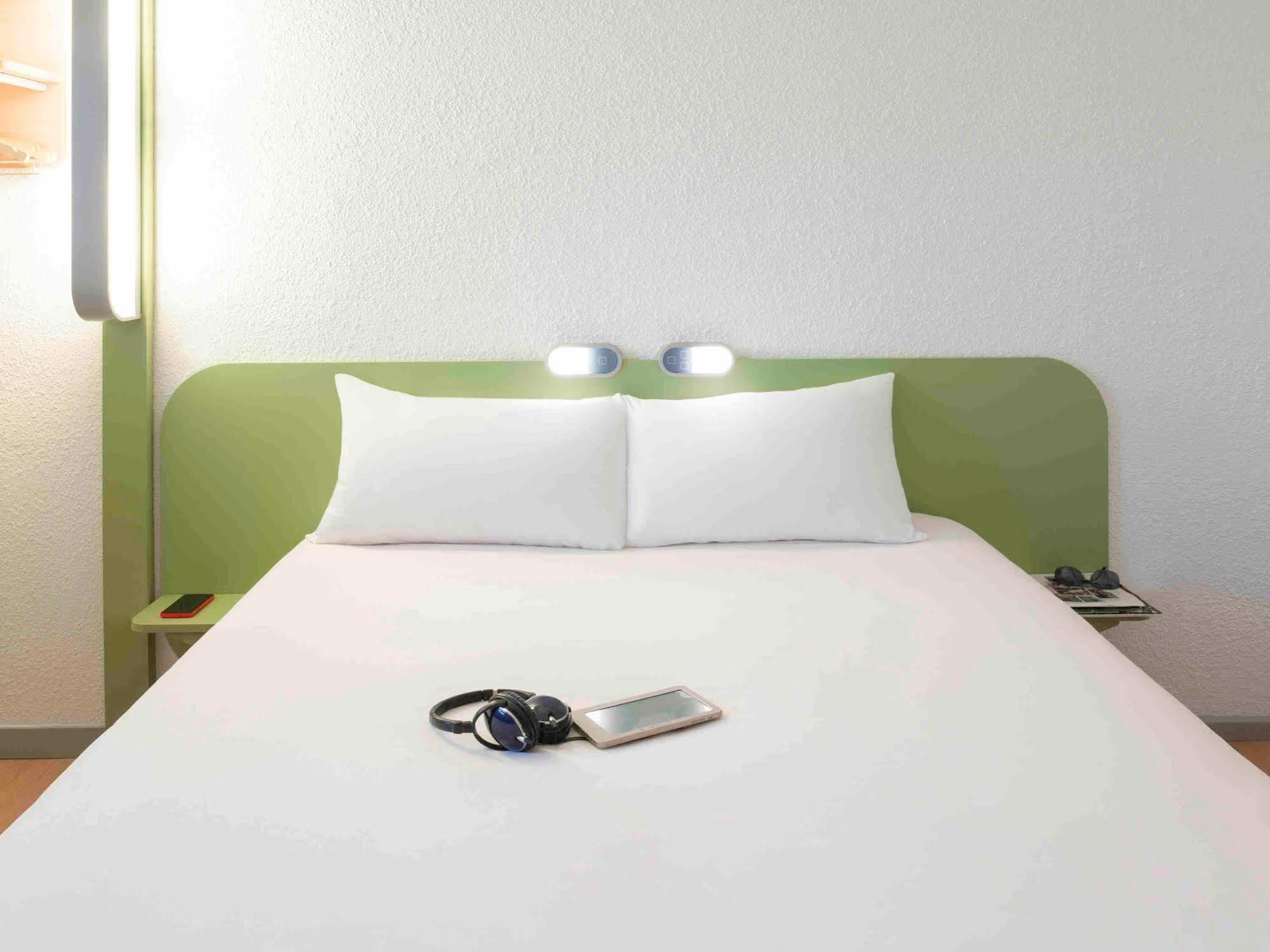 Ibis Budget Metz Sud Augny Экстерьер фото